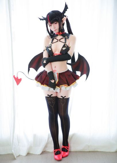 局长揉着秘书的乳h文_720在线观看