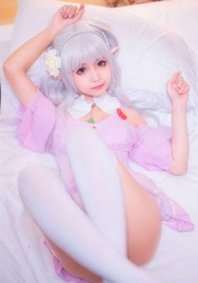 julia ann大战七个黑人_720在线观看