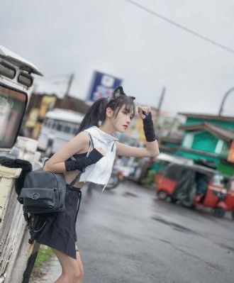 潜伏免费观看_迅雷在线观看